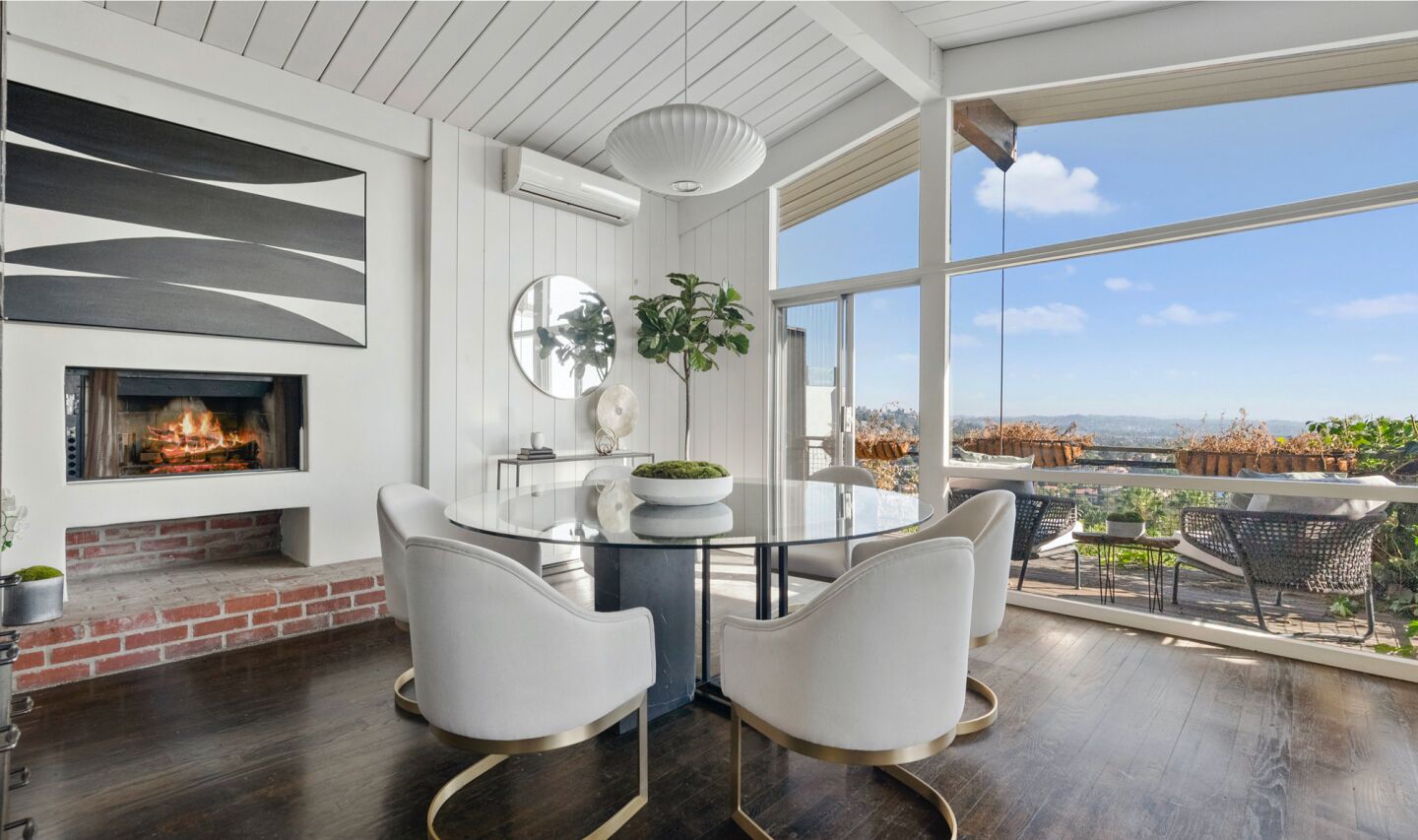 The dining area.