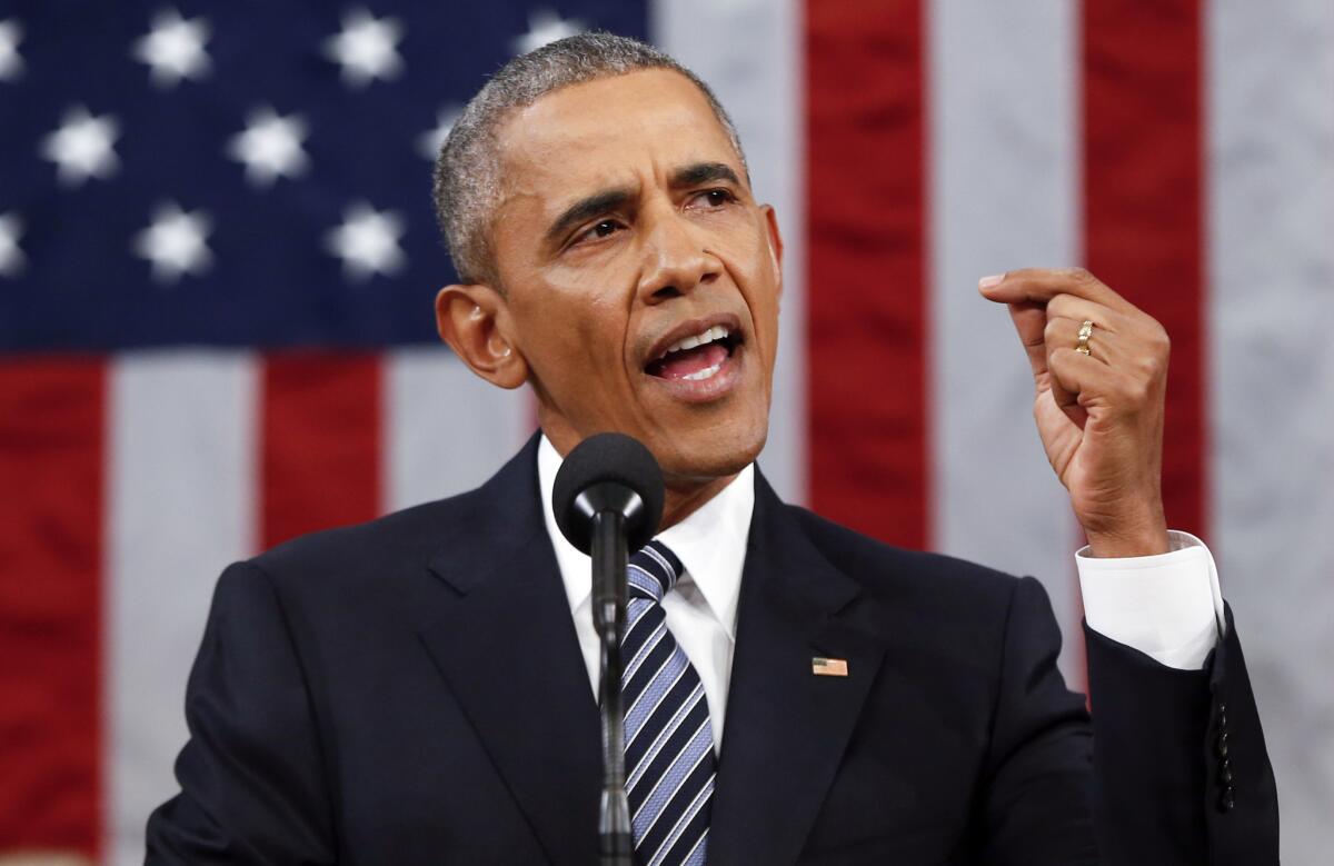 El presidente Barack Obama presenta su discurso sobre el Estado de la Unión en una sesión conjunta del Congreso en el Capitolio, el martes 12 de enero de 2016, en Washington. (Foto AP/Evan Vucci, Pool)