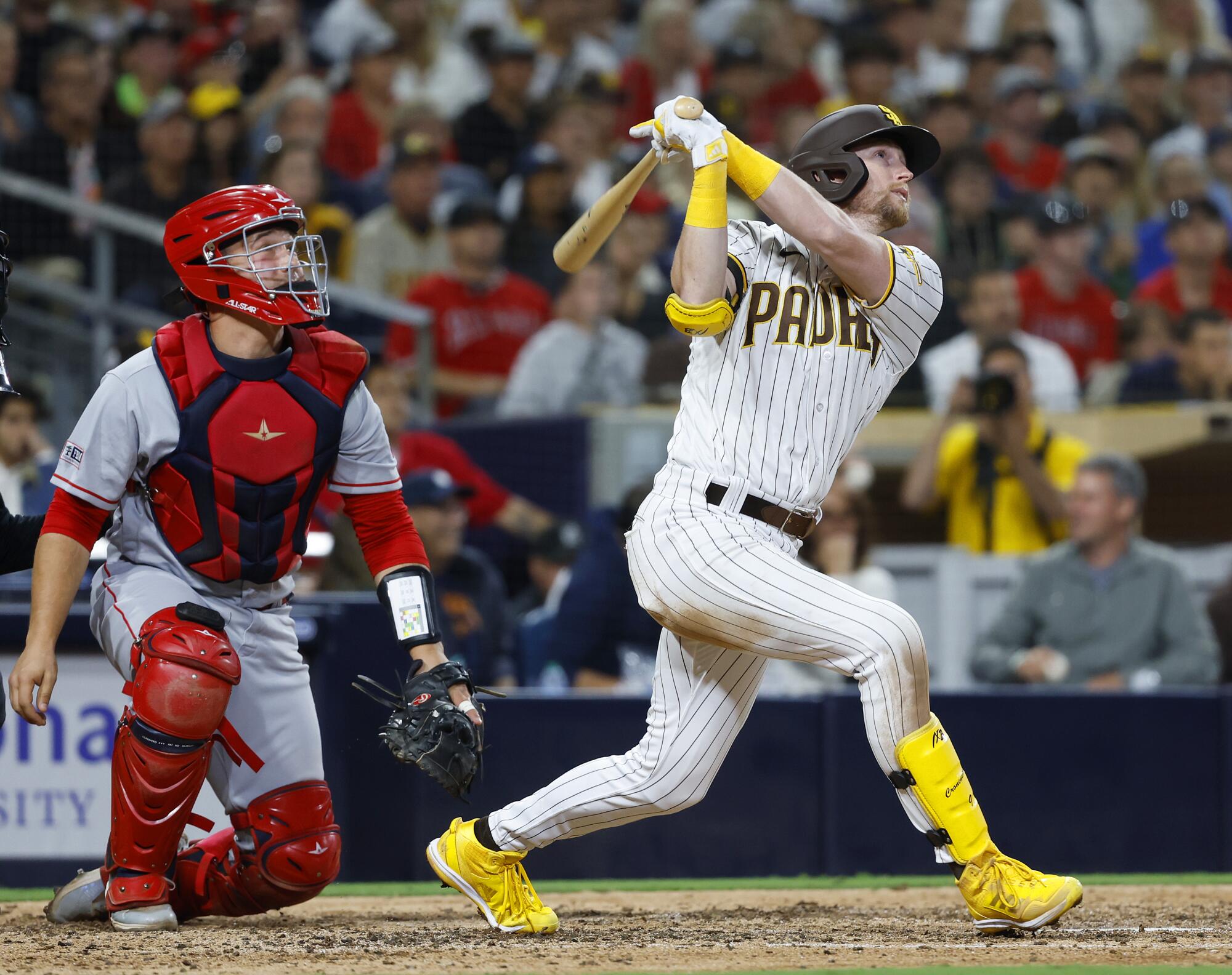 Padres hold off, pull away from Angels in return home - The San Diego  Union-Tribune