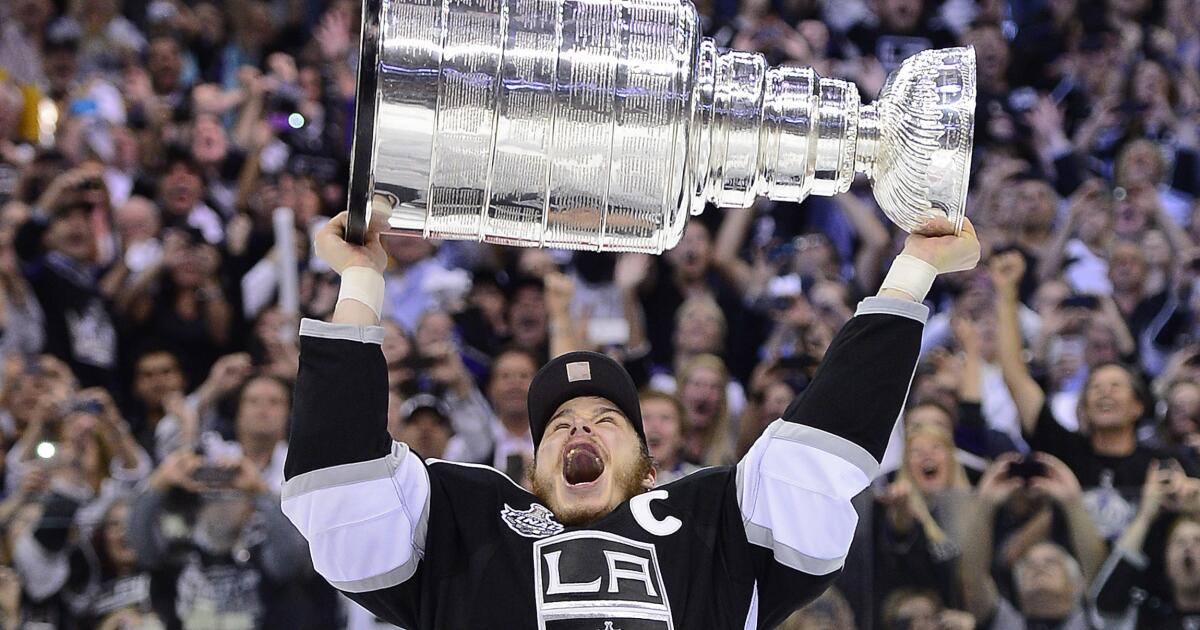 L.A. Kings Honor Dustin Brown as No. 23 Jersey Is Retired - LAmag -  Culture, Food, Fashion, News & Los Angeles