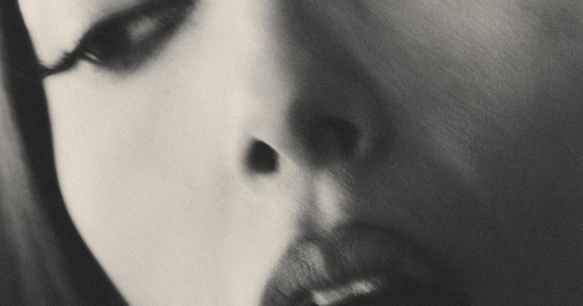 Êtes-vous tellement fou de votre collègue que vous ne le voyez que 40 heures par semaine ?