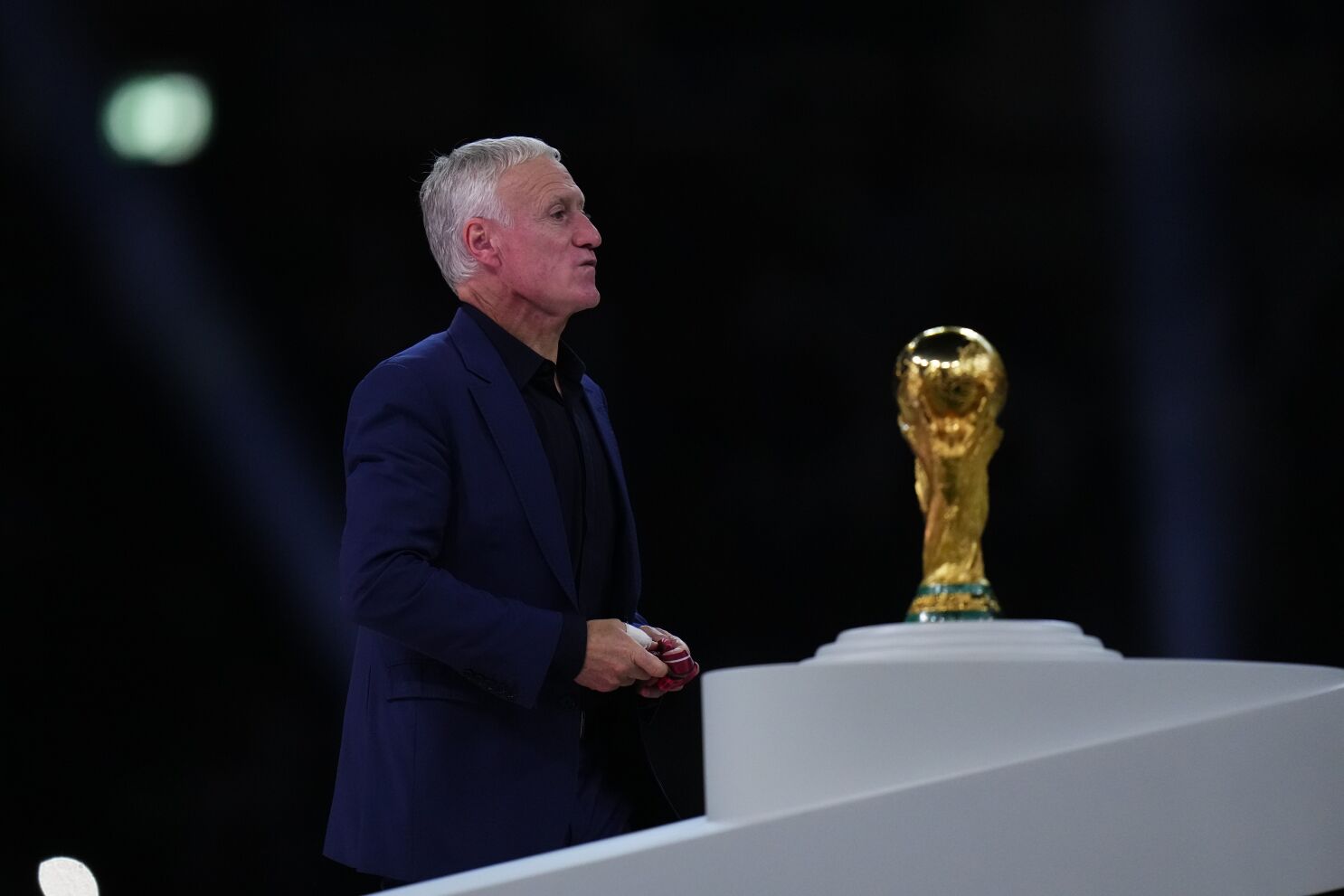 French federation plans contract talks with coach Deschamps - The San Diego  Union-Tribune