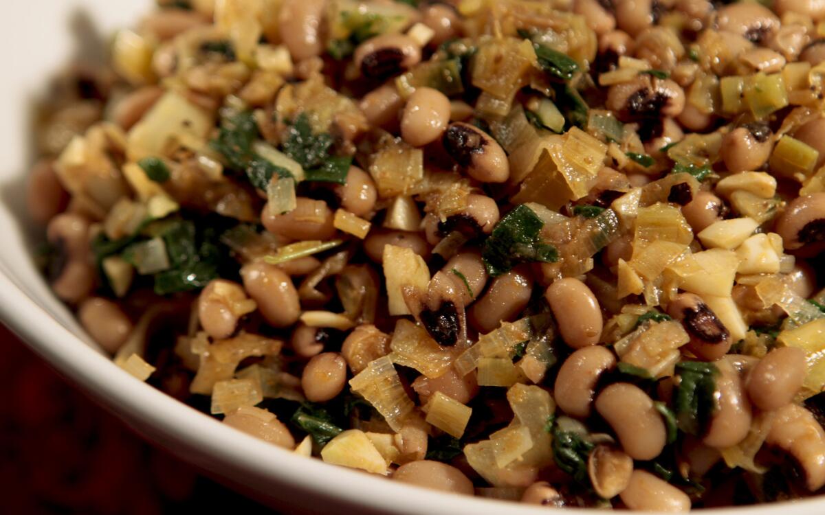 Black-eyed peas with leeks and chard