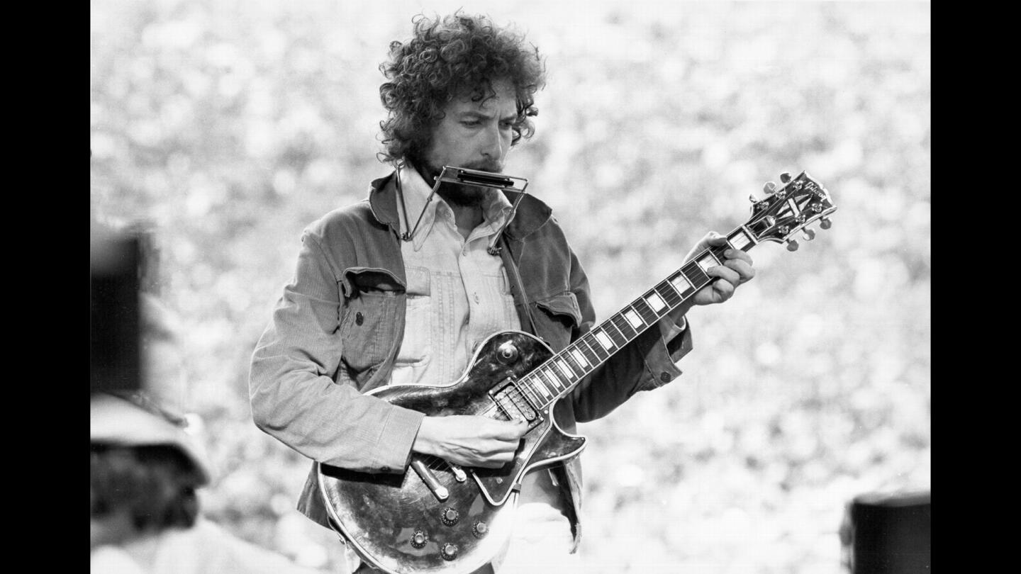 'Nobel Laureate' Bob Dylan