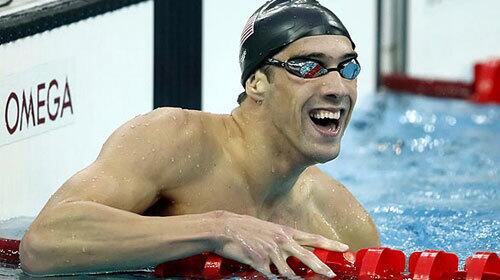 Phelps celebrates 400 IM victory