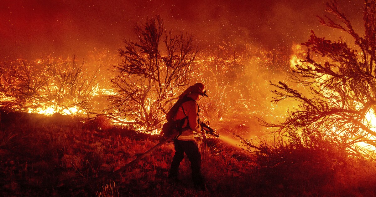 Dixie Fire Races Toward Susanville Forcing Some Evacuations Los Angeles Times California Wildfile Map 2022