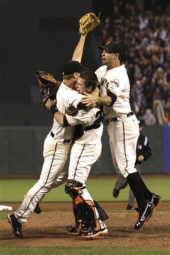 Matt Cain reacts to pitching perfecto for Giants