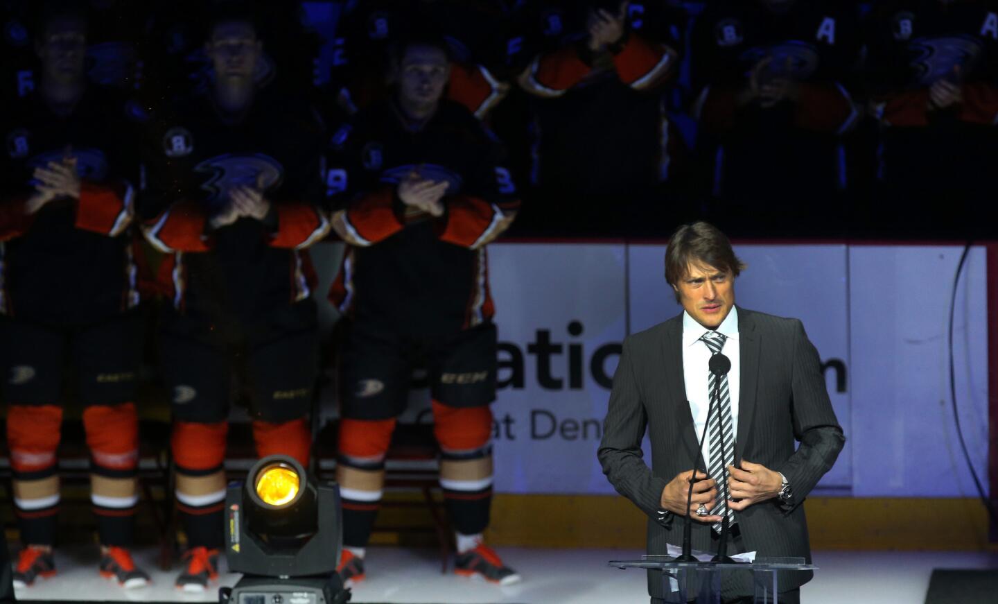 Former Ducks great Teemu Selanne speaks to the fans at Honda Center during a ceremony to retire his No. 8 jersey on Sunday evening in Anaheim.