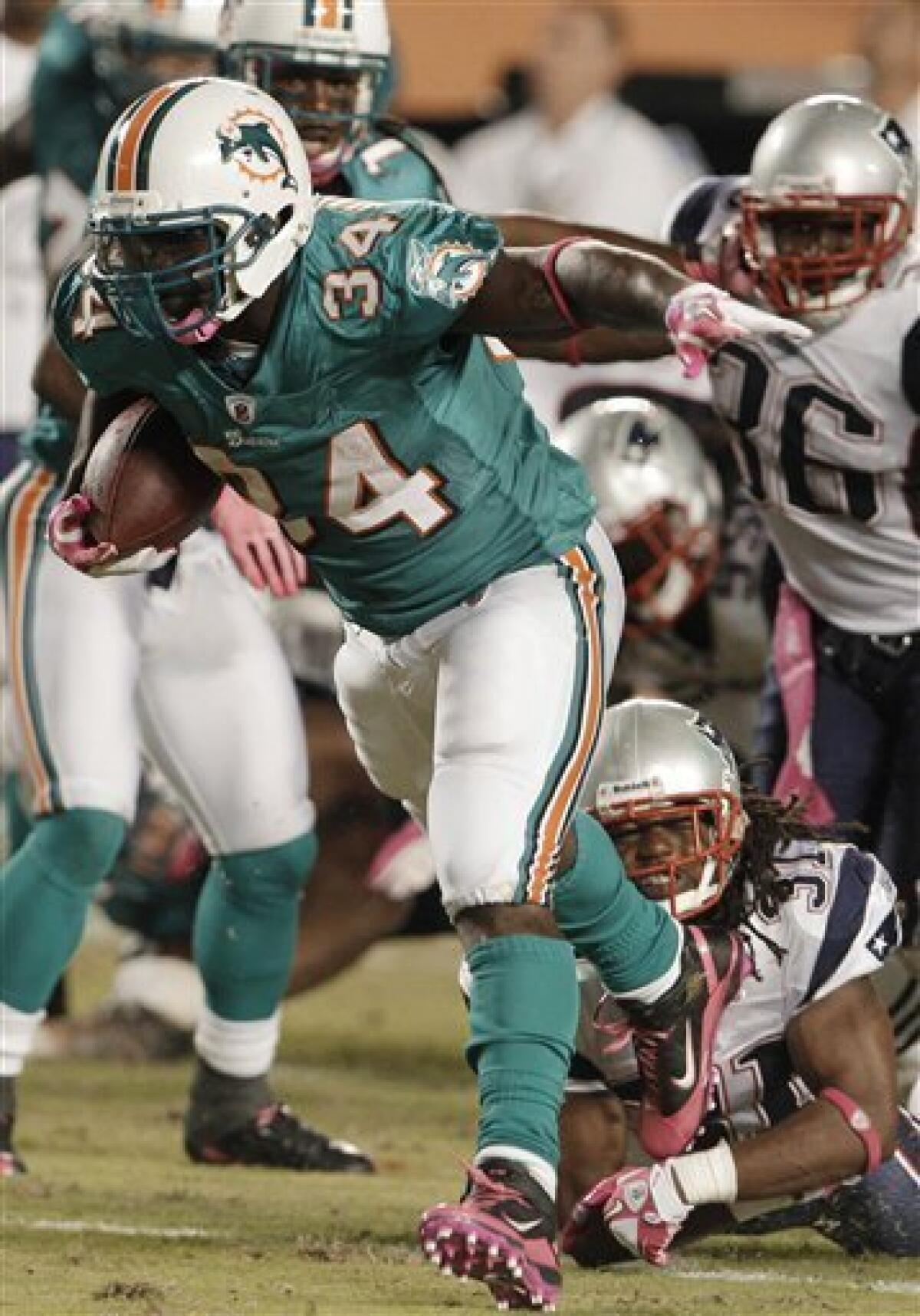 Monday Night Football: Miami Dolphins defeat the hapless New