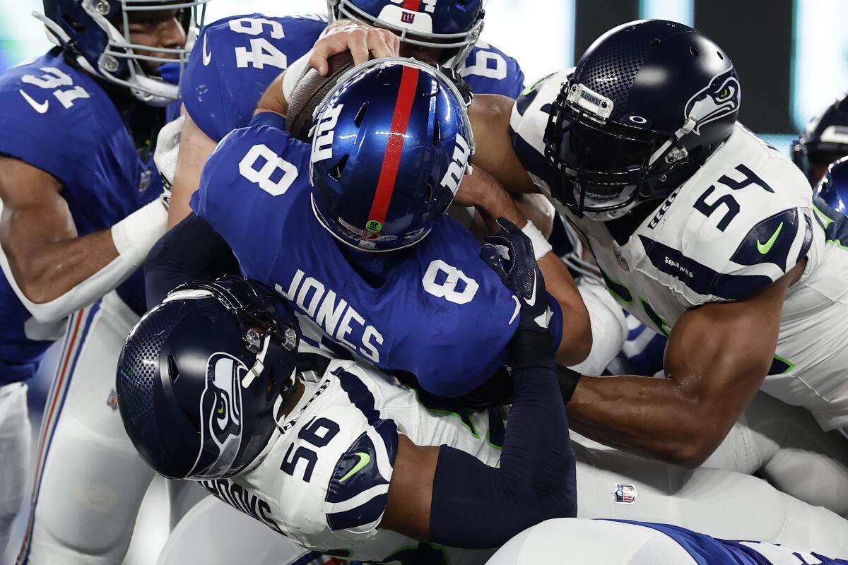 After the first quarter of the season, the Giants' report card is a failing  one