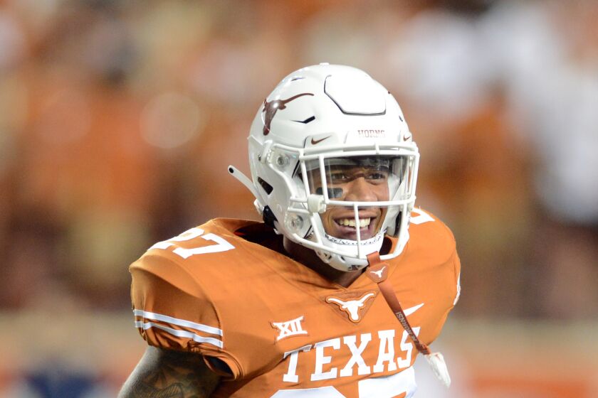 Former Texas Longhorns safety J. D. Coffey III has committed to San Diego State. 