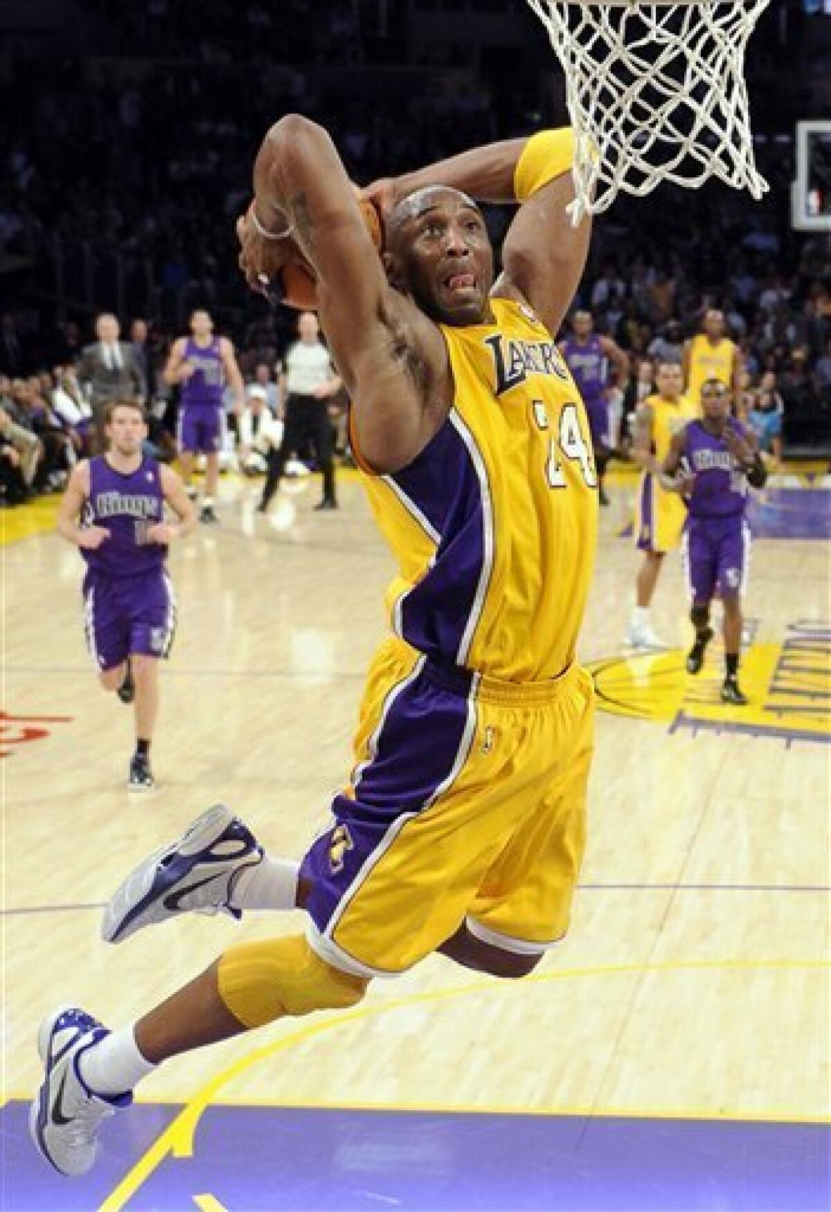 Lakers stun league-leading Warriors without Kobe