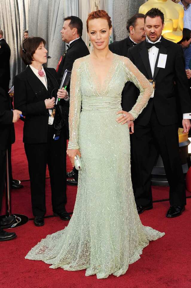 The mint green, long-sleeved Elie Saab gown that Berenice Bejo chose made her look like a mother of the bride.