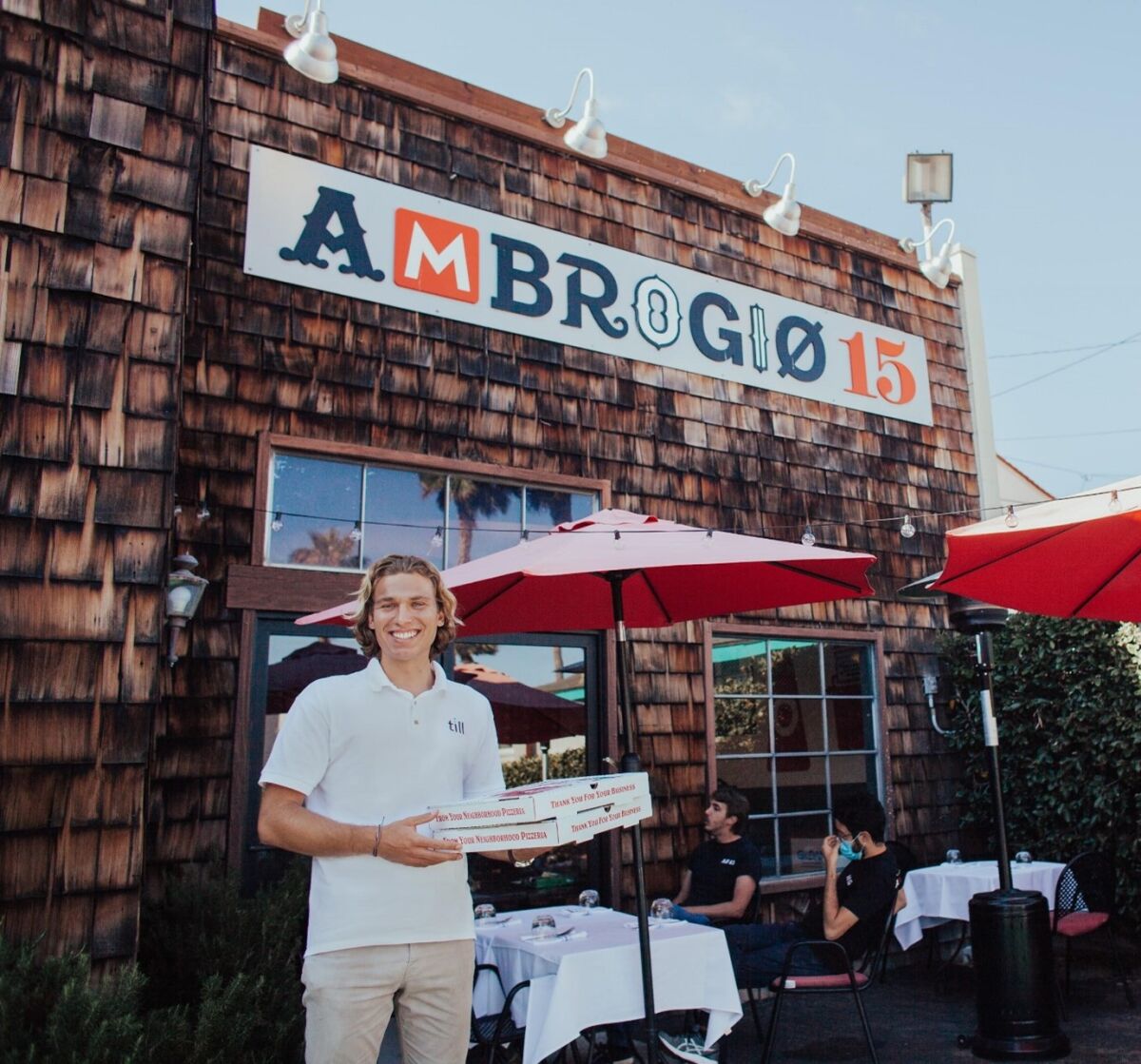 Till the App co-founder Till Hartwig in front of Ambrogio15, a participating restaurant.