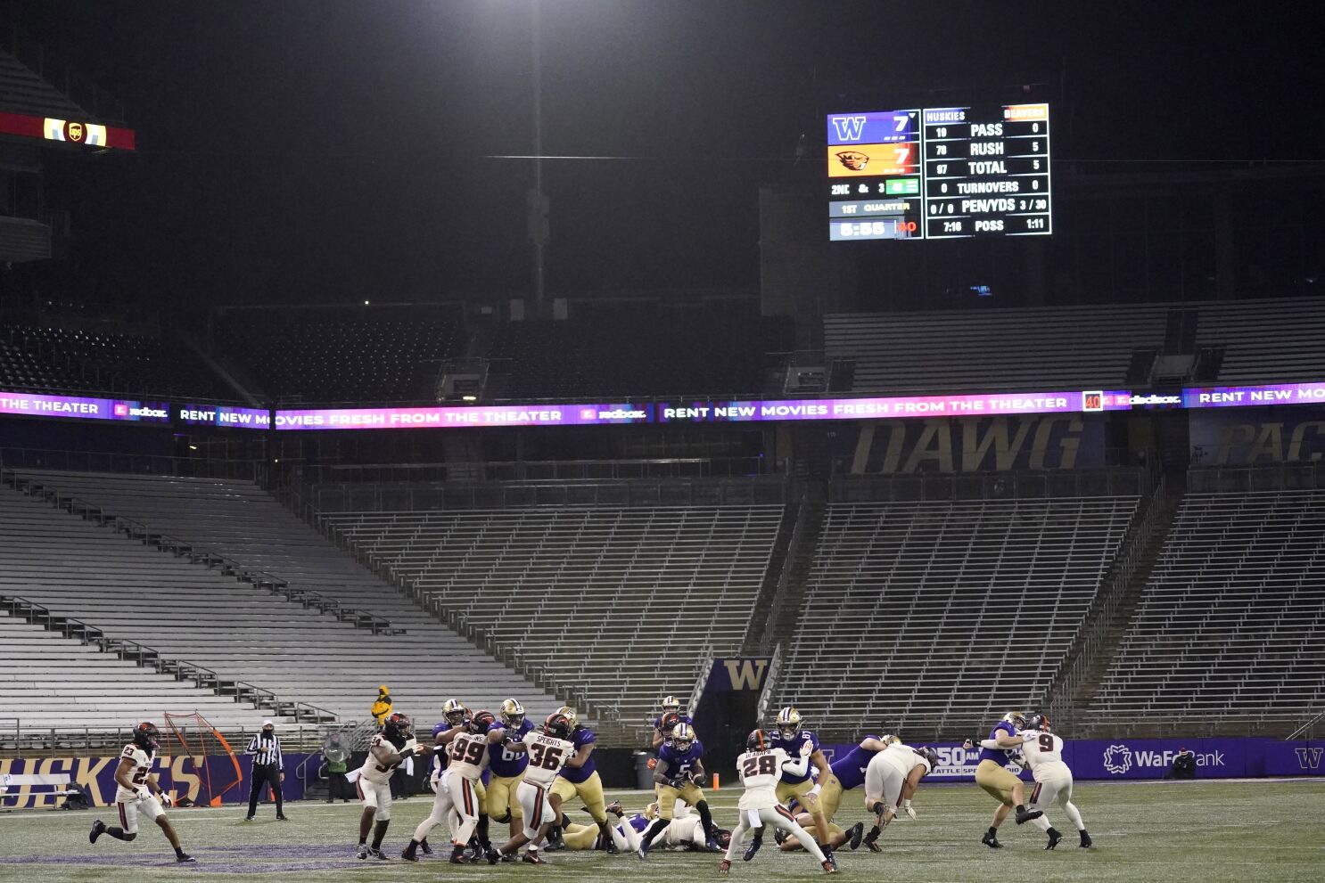 Jimmy Lake wins Washington debut, Huskies top Beavers 27-21 - The San Diego  Union-Tribune