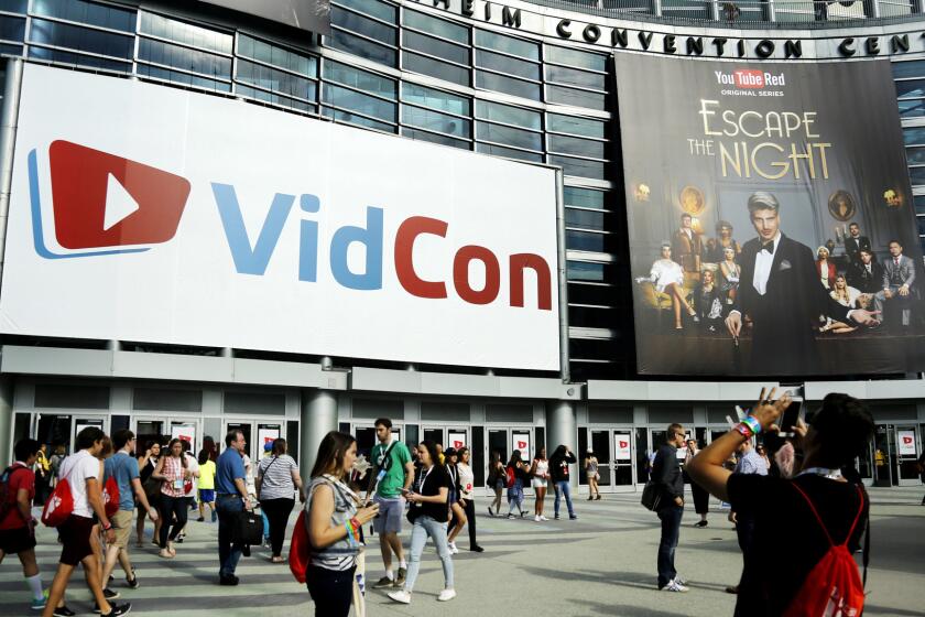 VidCon, the annual gathering of online video stars and their rollicking fans, kicked off at the Anaheim Convention Center on Thursday.