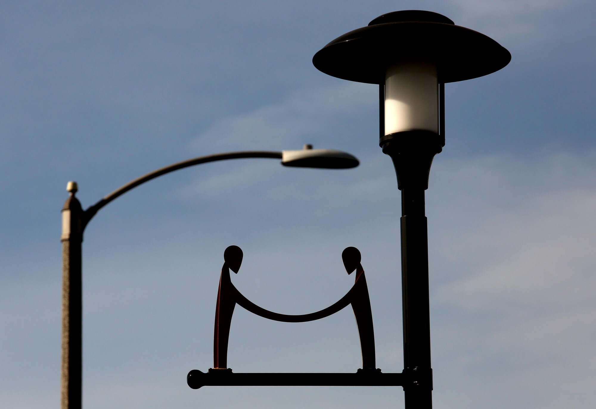 A metal sculpture symbolizes community among Filipinos.