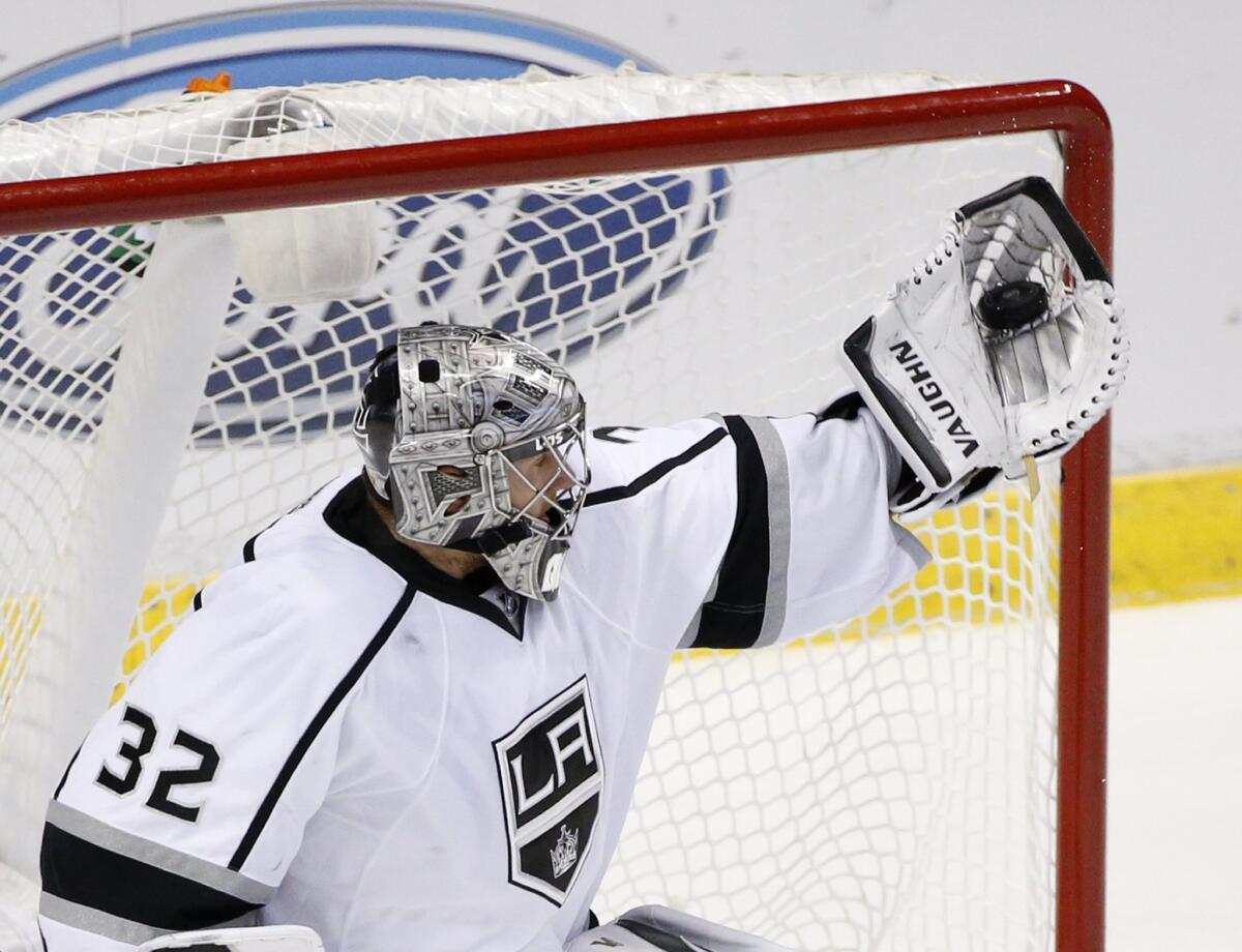 Kings goalie Jonathan Quick makes a save against Florida on Monday.
