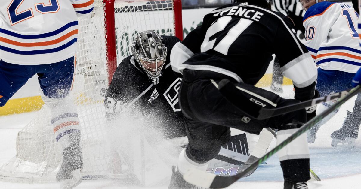After consecutive home losses, Kings left grasping for any shreds of hope vs. Oilers