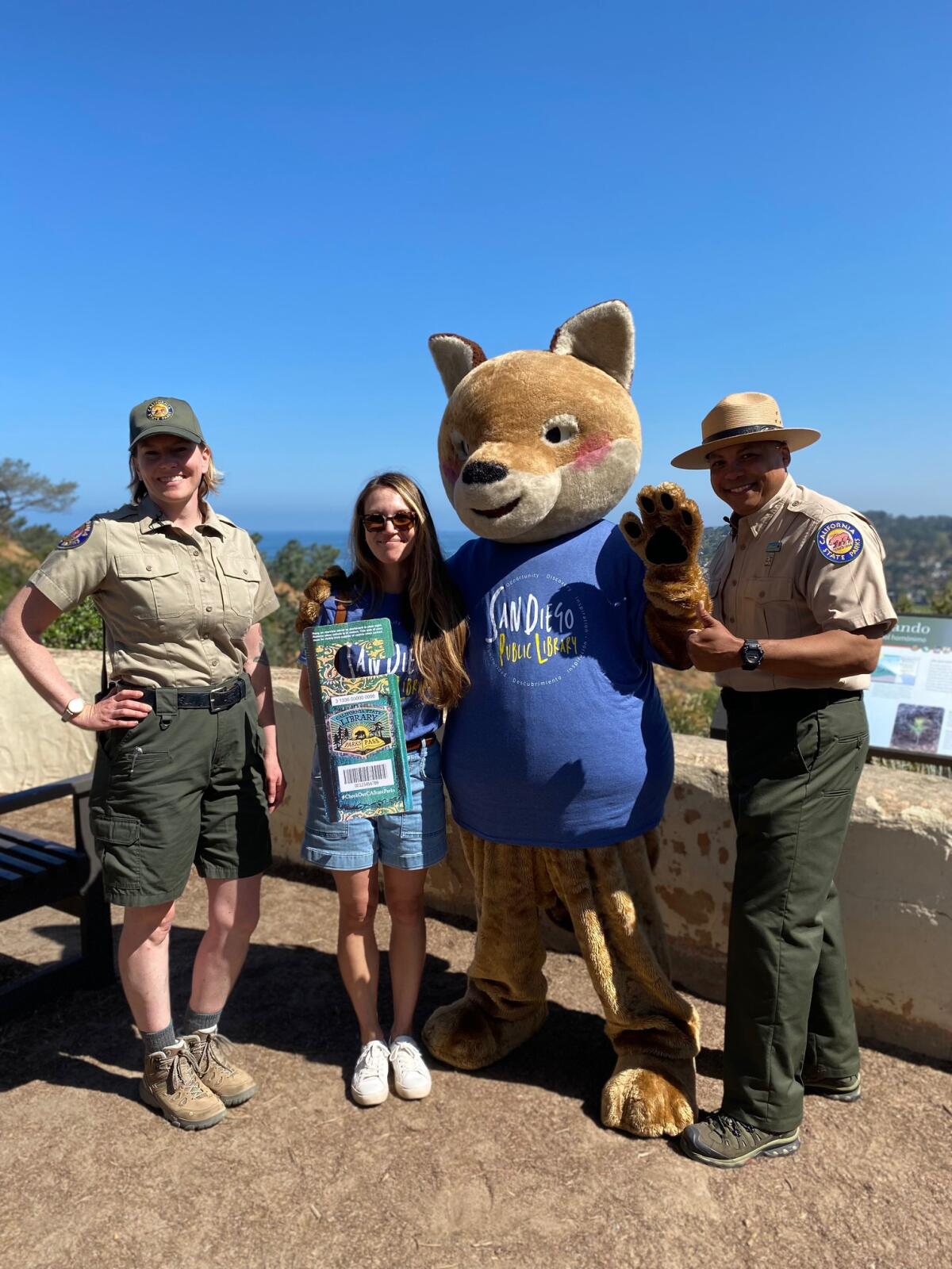 Vanessa Brock, Katia Graham, Odi Coyote and Louis Sands at the Torrey Pines State Natural Reserve