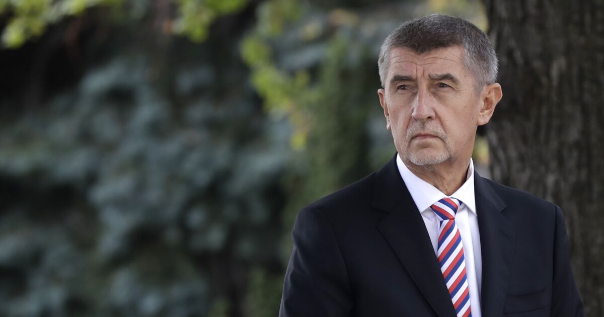 Čeští zákonodárci hlasují pro zpřísnění zákona o střetu zájmů vůči bývalému populistickému premiérovi Babišovi