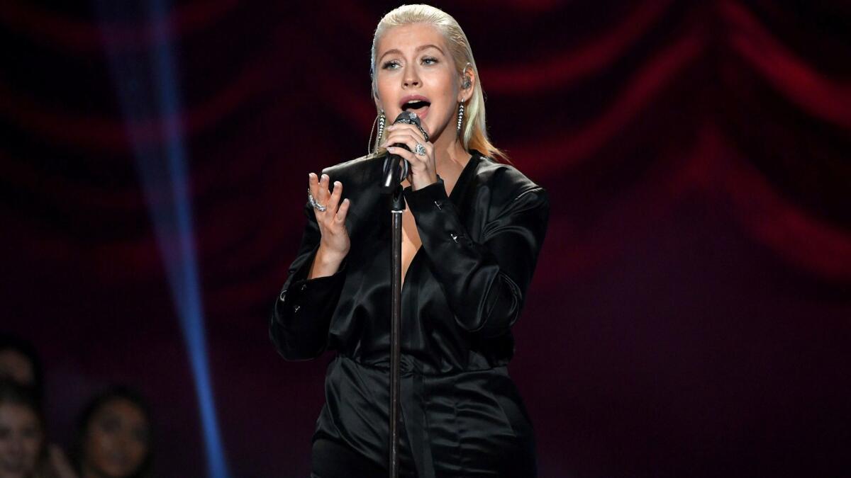 Christina Aguilera performed a tribute to Whitney Houston at the American Music Awards.