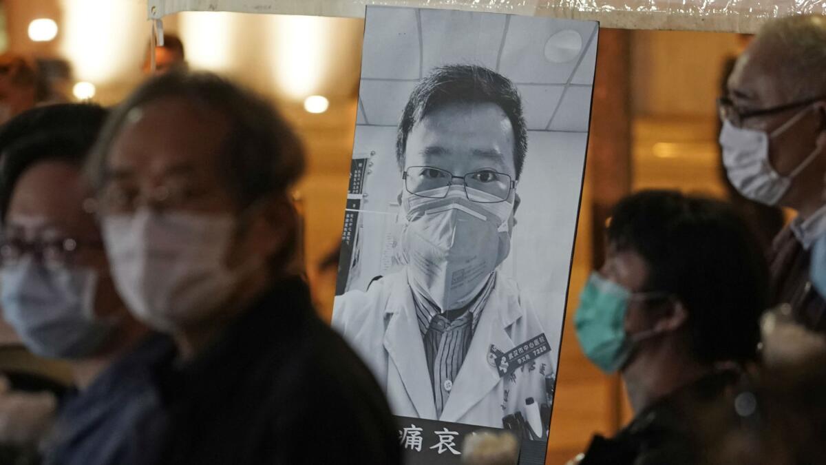 China exonerates doctor who warned of coronavirus crisis - Los Angeles Times