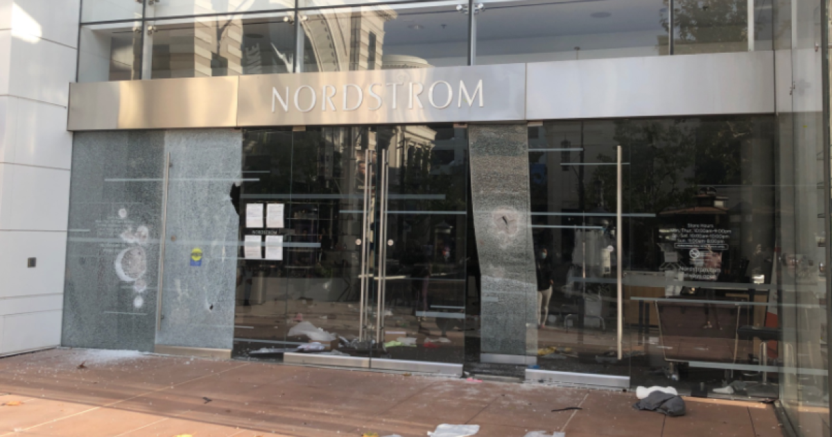 As looters hit the Grove mall, a security guard begs them to stop: 'We’re one of you' - Los Angeles Times As looters hit the Grove mall, a security guard begs them to stop: 'We’re one of you' - Los Angeles Times