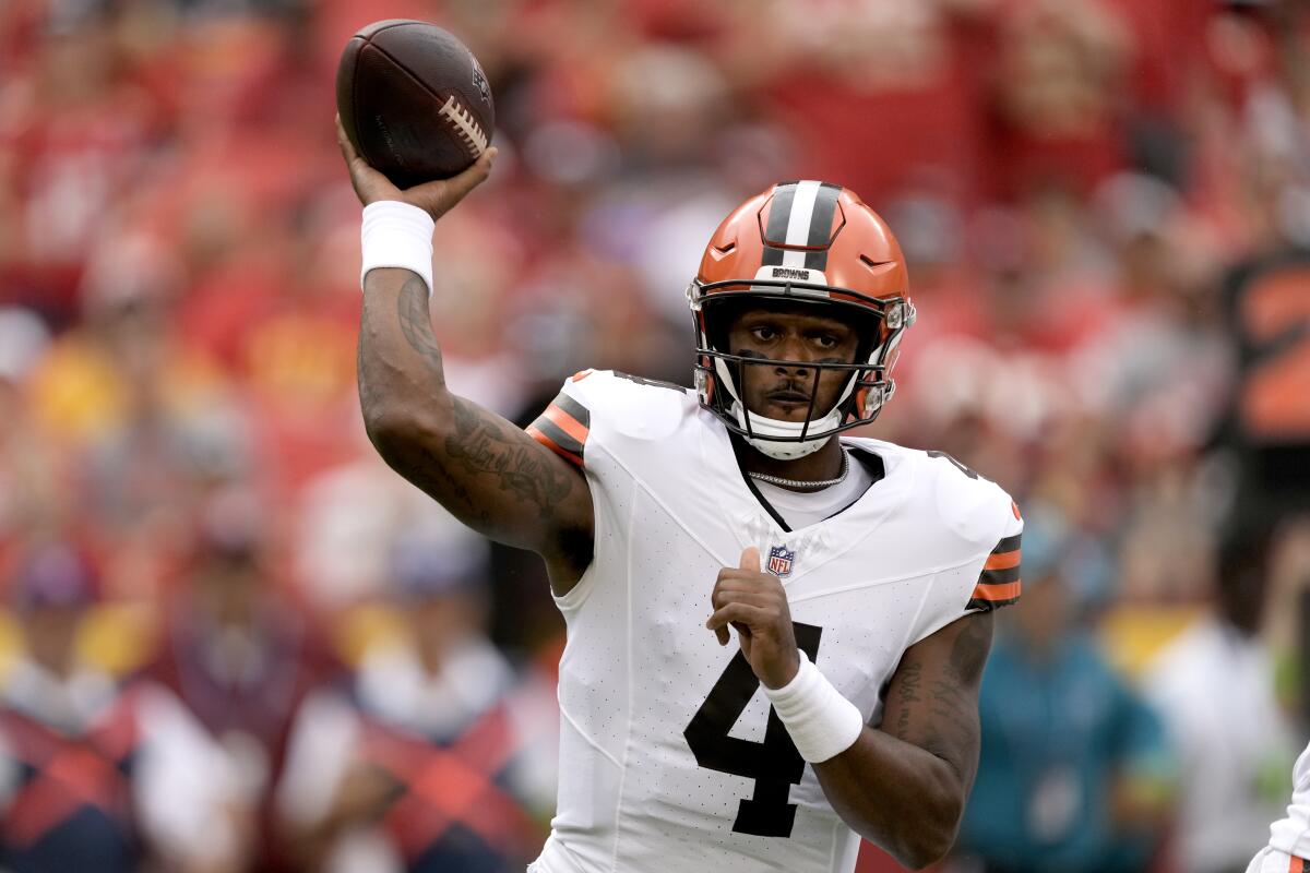 Browns QB Deshaun Watson selected as 1 of 5 team captains on eve