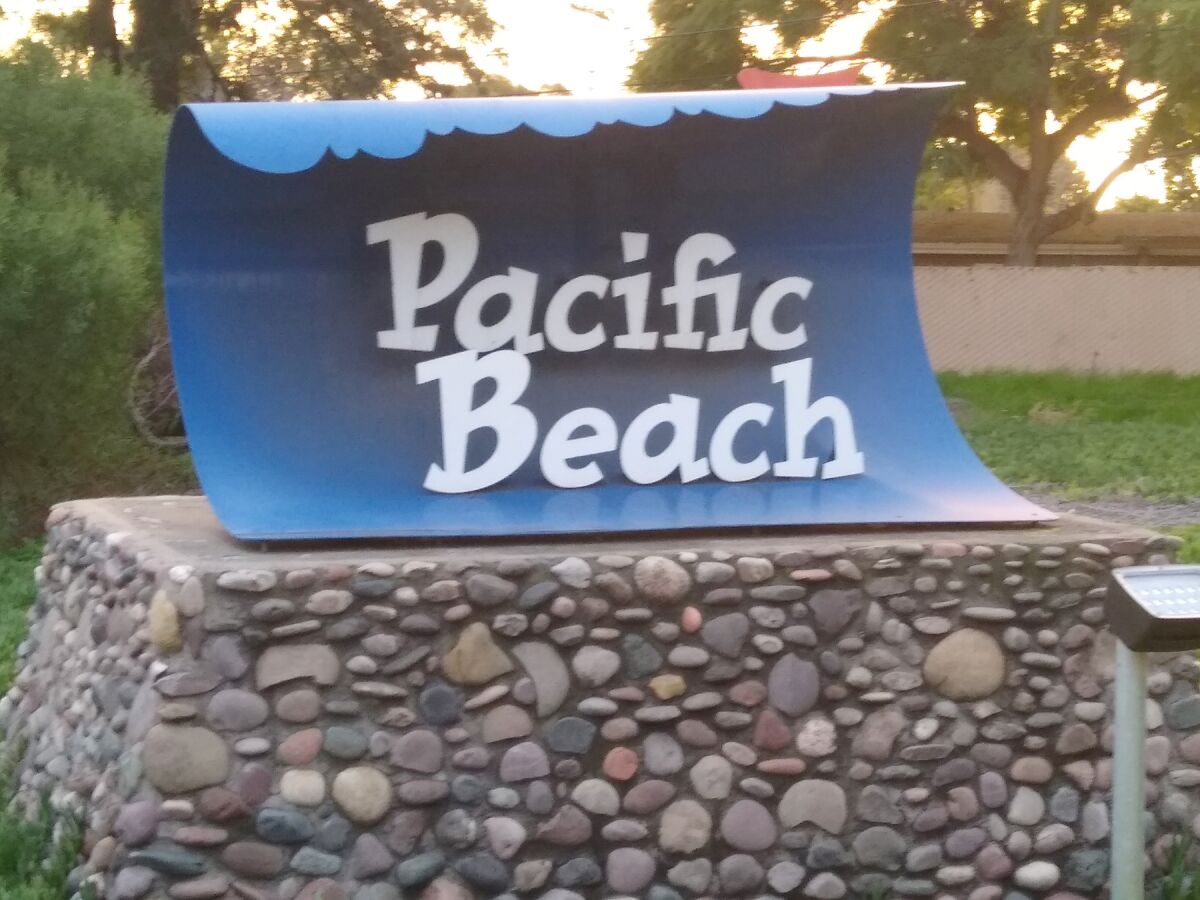 the Pacific Beach welcome sign