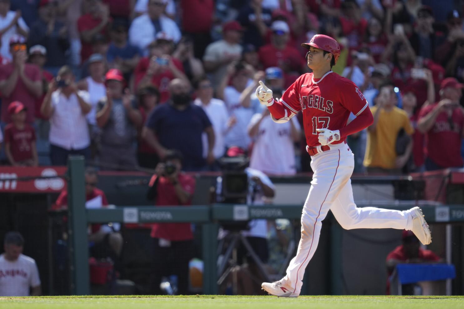 Shohei Ohtani hits Angels-record 14th homer in June in 9-7 loss to the  White Sox - Newsday