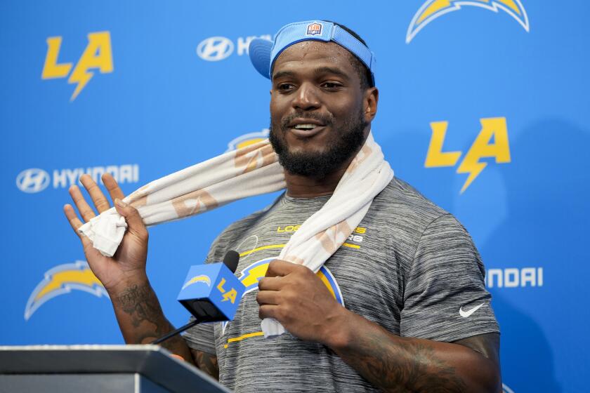  Chargers linebacker Denzel Perryman speaks during a news conference.n)