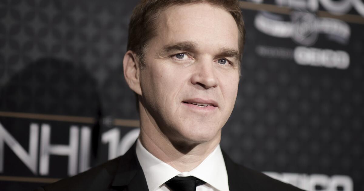 Column: To Luc Robitaille, Canadiens in Stanley Cup Final feels right - Los  Angeles Times