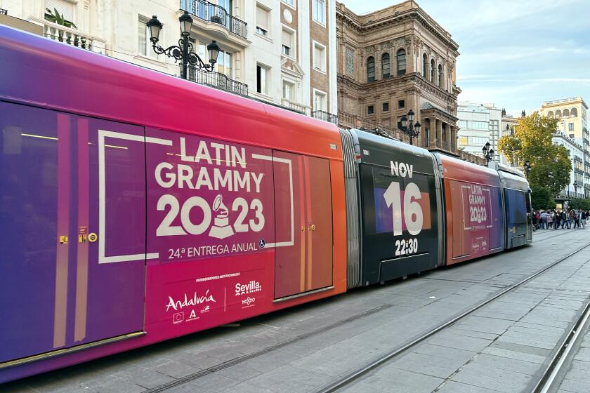 Por primera vez en la historia, el Latin Grammy se lleva a cabo fuera de Estados Unidos, con sede en Sevilla, Espana, en el mes de noviembre 2023.