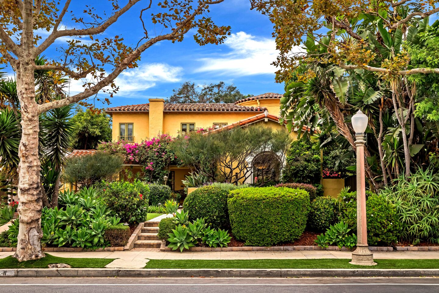 Built in 1929, the charming Spanish Revival-style home was once owned by a pair of Getty Center architectural historians.