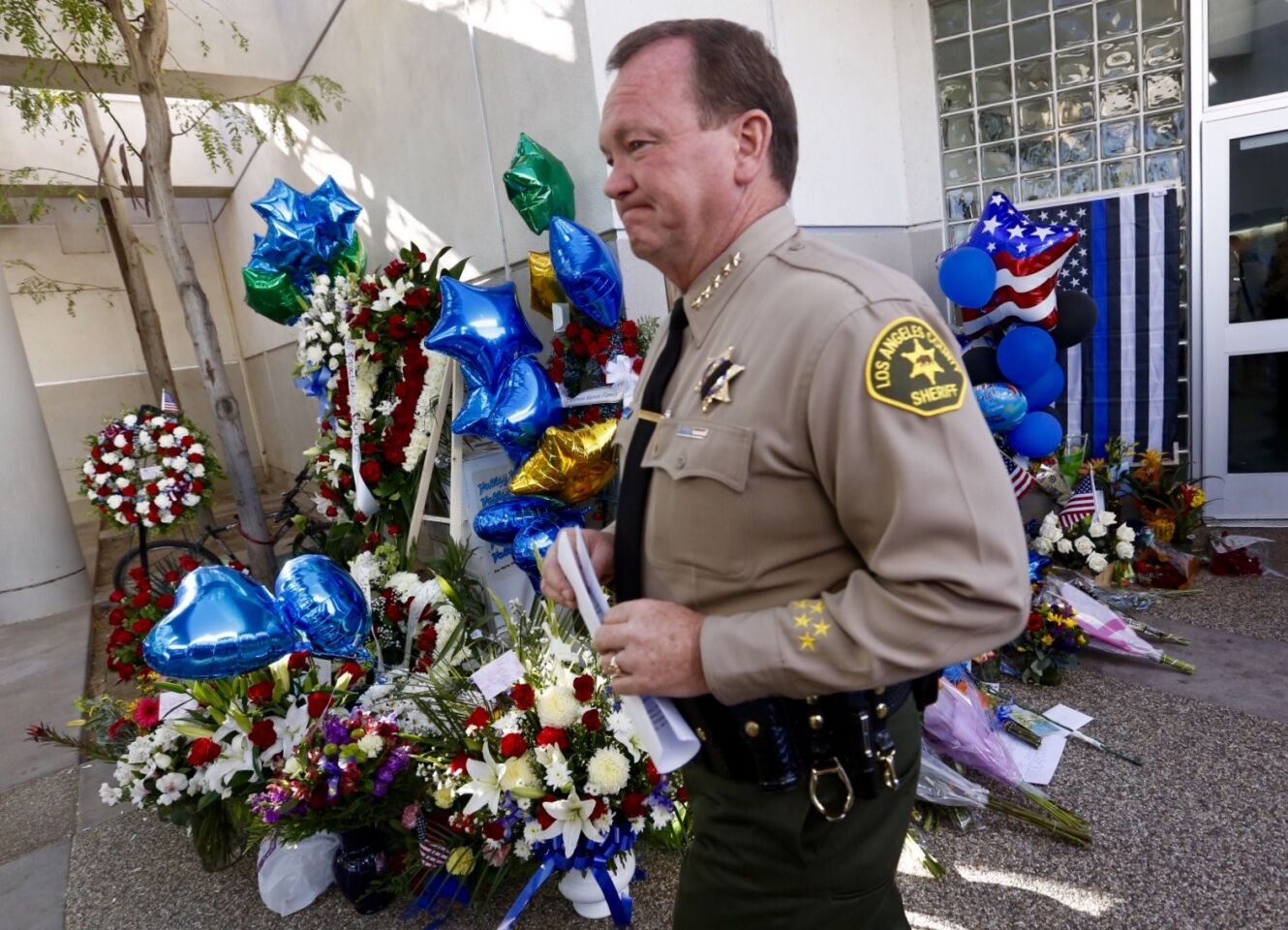 Memorial for L.A. County sheriff’s Sgt. Steve Owen