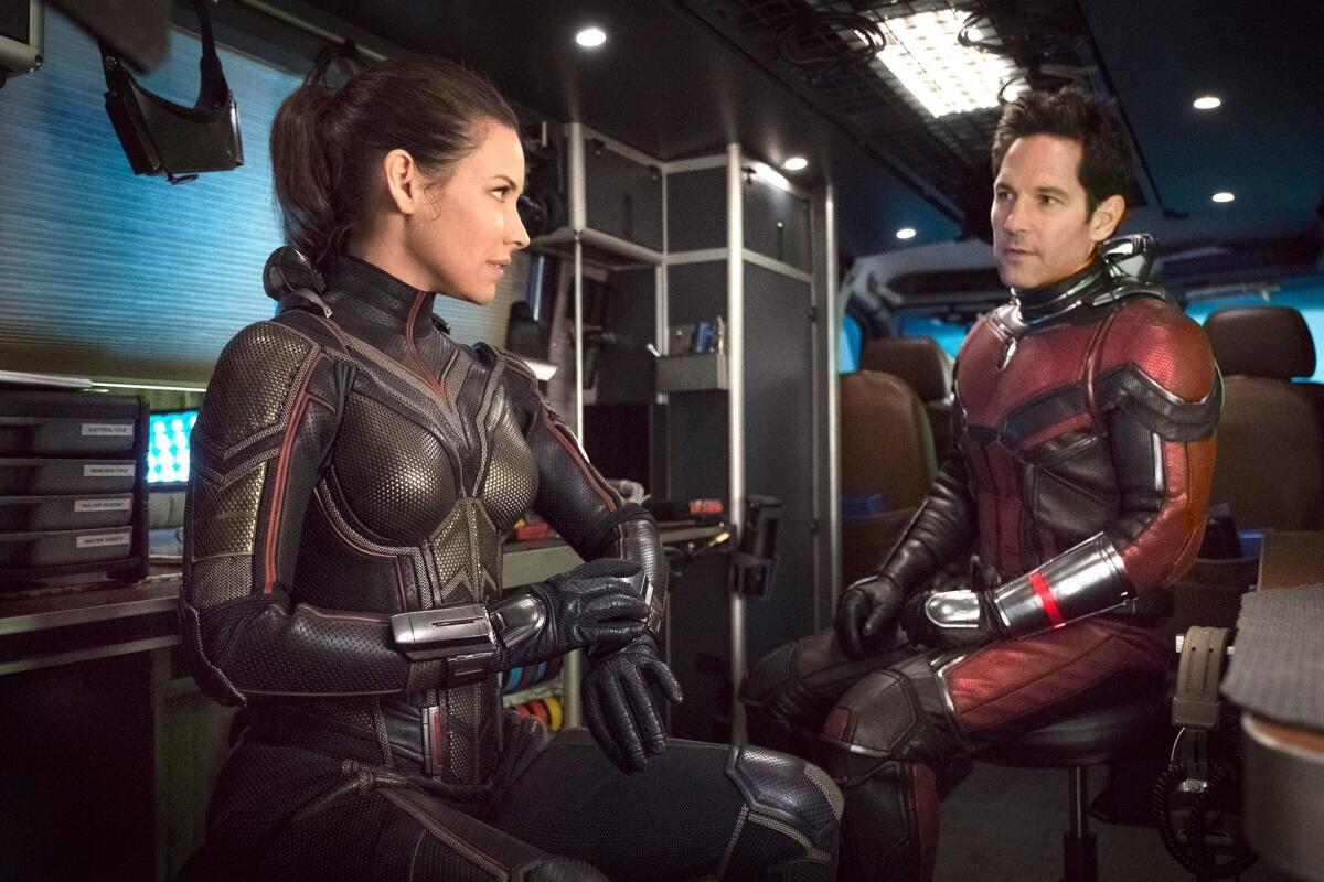 The Wasp/Hope van Dyne (Evangeline Lilly) y Ant-Man/Scott Lang (Paul Rudd) en una escena de la cinta de Marvel que se estrena este fin de semana.