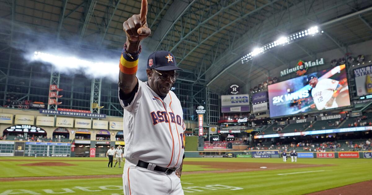 Dusty Baker moves into 10th in wins for a manager as Astros notch 11th  victory in a row 