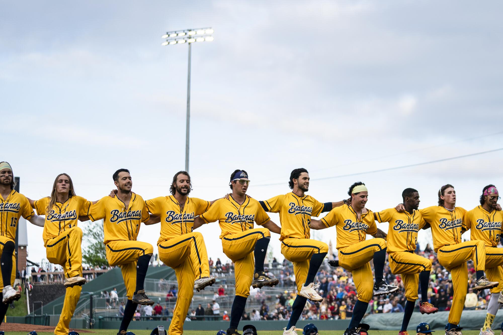 Meet the Savannah Bananas, who wow fans and have MLB's attention - Los  Angeles Times