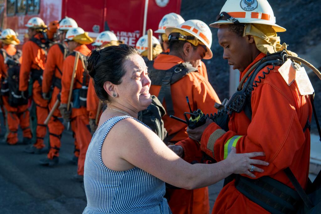 Tick fire live updates: 40,000 evacuated, six homes destroyed - Los ...