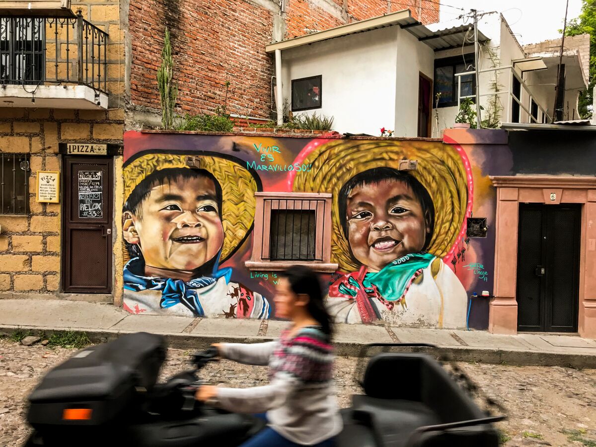 A mural in the Guadalupe neighborhood of San Miguel de Allende