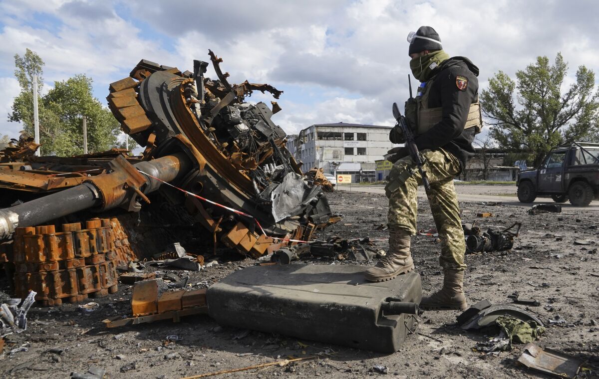 Russia Tanks Ukraine