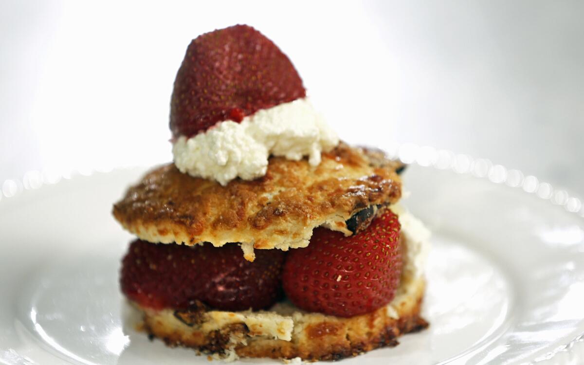 Scones with roasted strawberries
