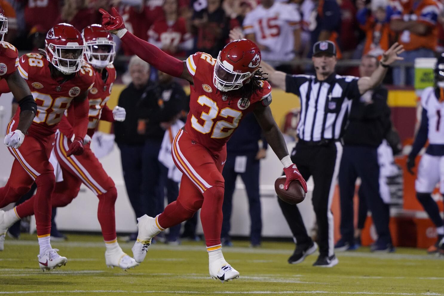 NFL World Reacts To Chiefs Player Punishment Announcement - The