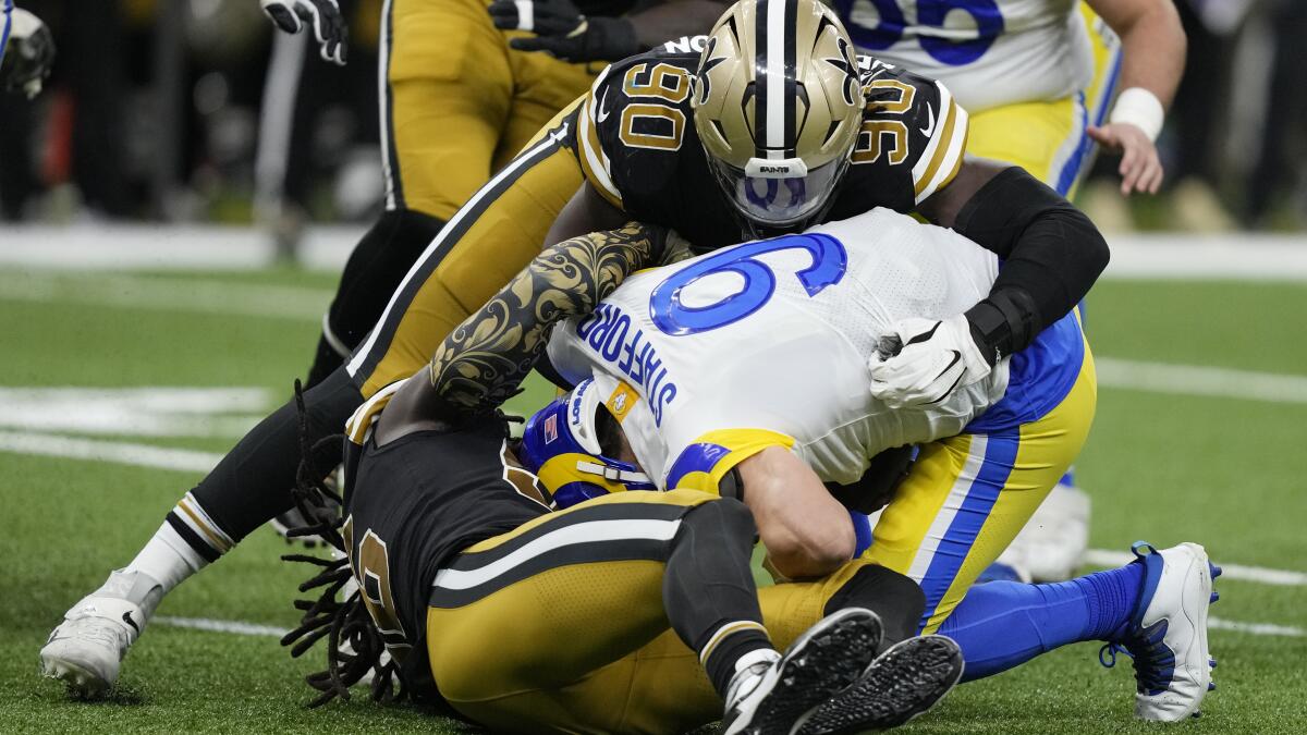 Rams' Matthew Stafford clears concussion protocol, won't start - Los Angeles  Times