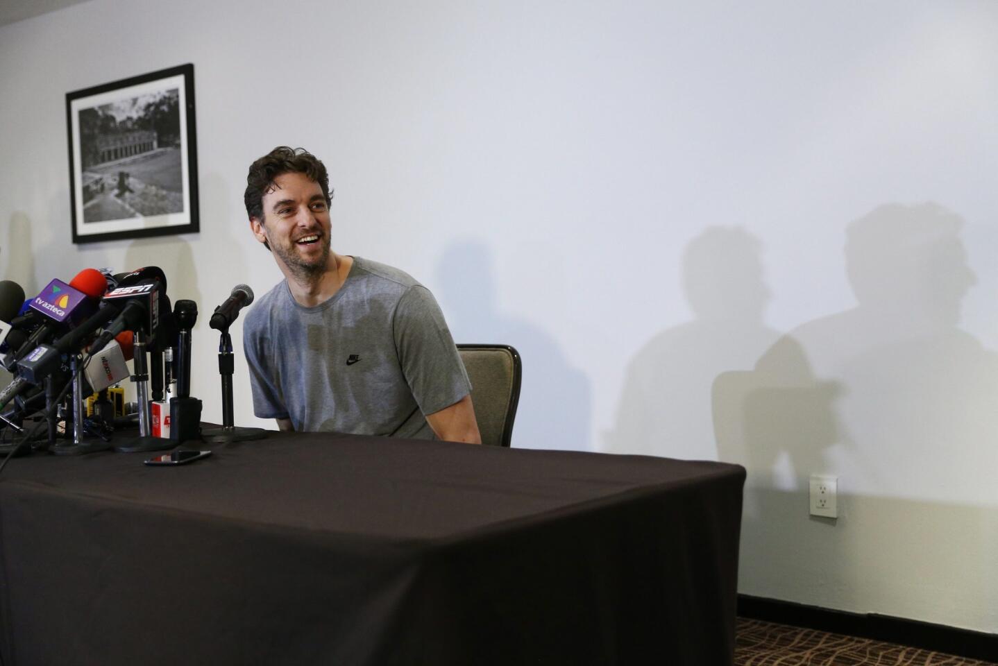 Pau Gasol reacts during a press conference on Jan. 13, 2017, ahead of a Spurs-Suns game in Mexico City, Mexico.