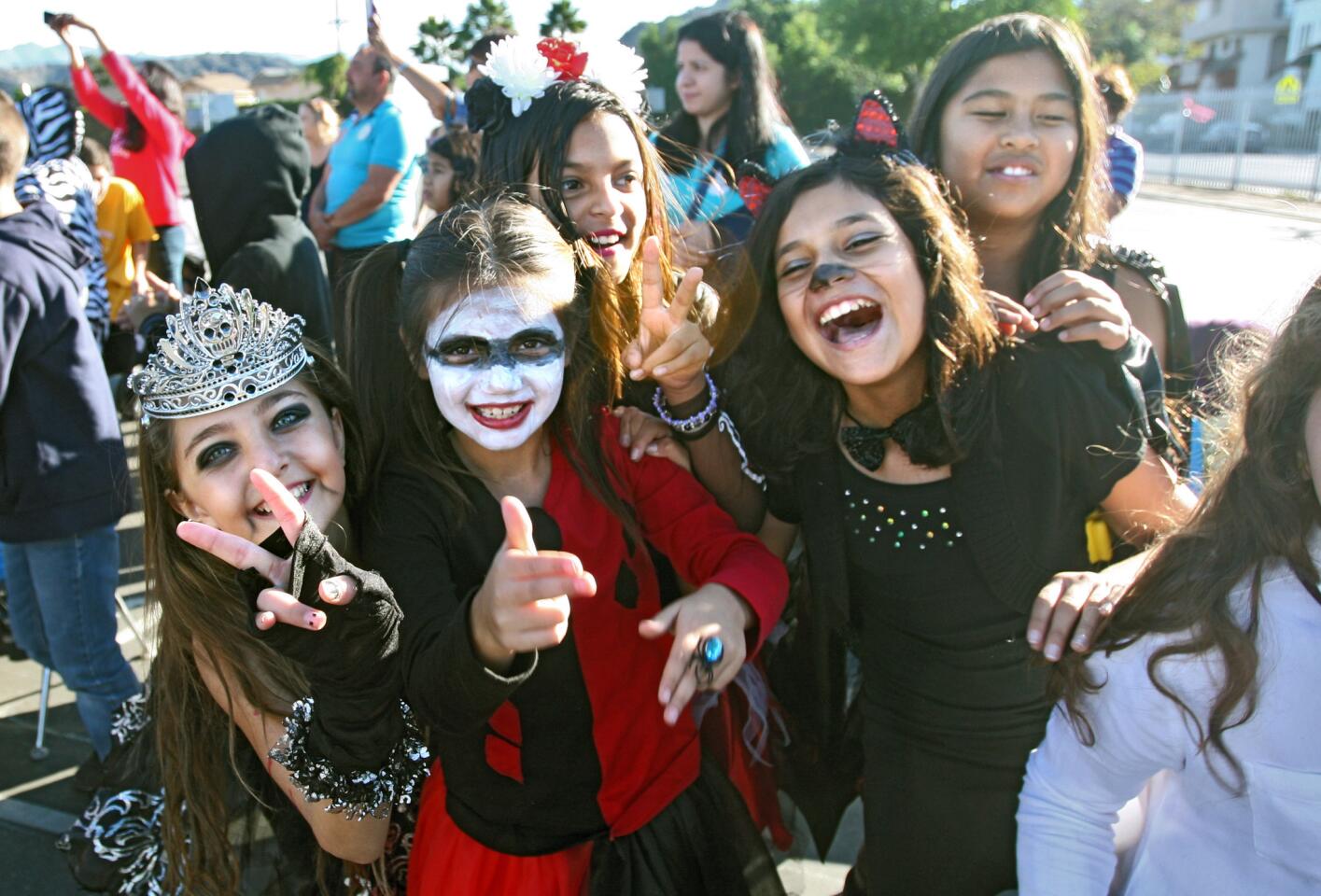 Photo Gallery: Glendale Police talk safety at Muir Elementary School Halloween event
