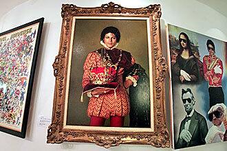 A painting of a regal-looking Michael Jackson.