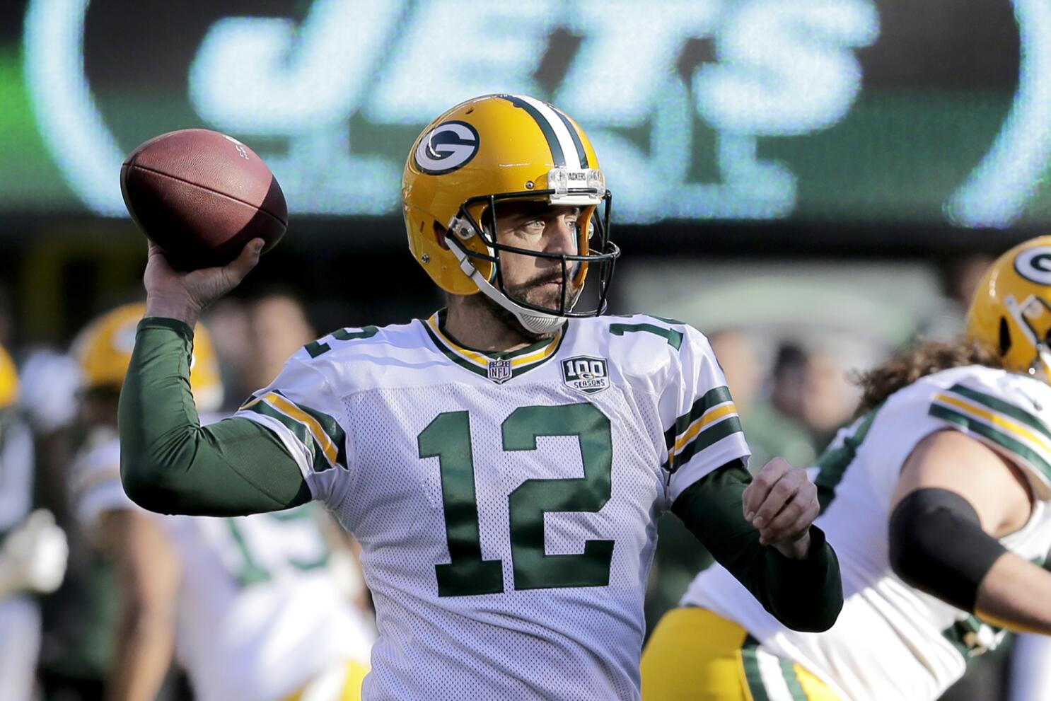 Aaron Rodgers wins 2021 NFL MVP award, earning 2nd straight & 4th