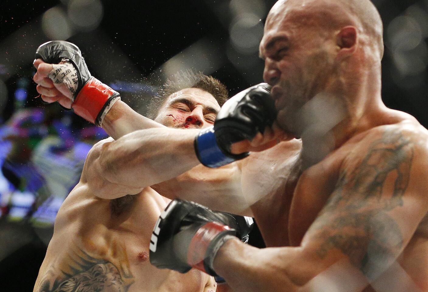 UFC 195: Lawler v. Condit